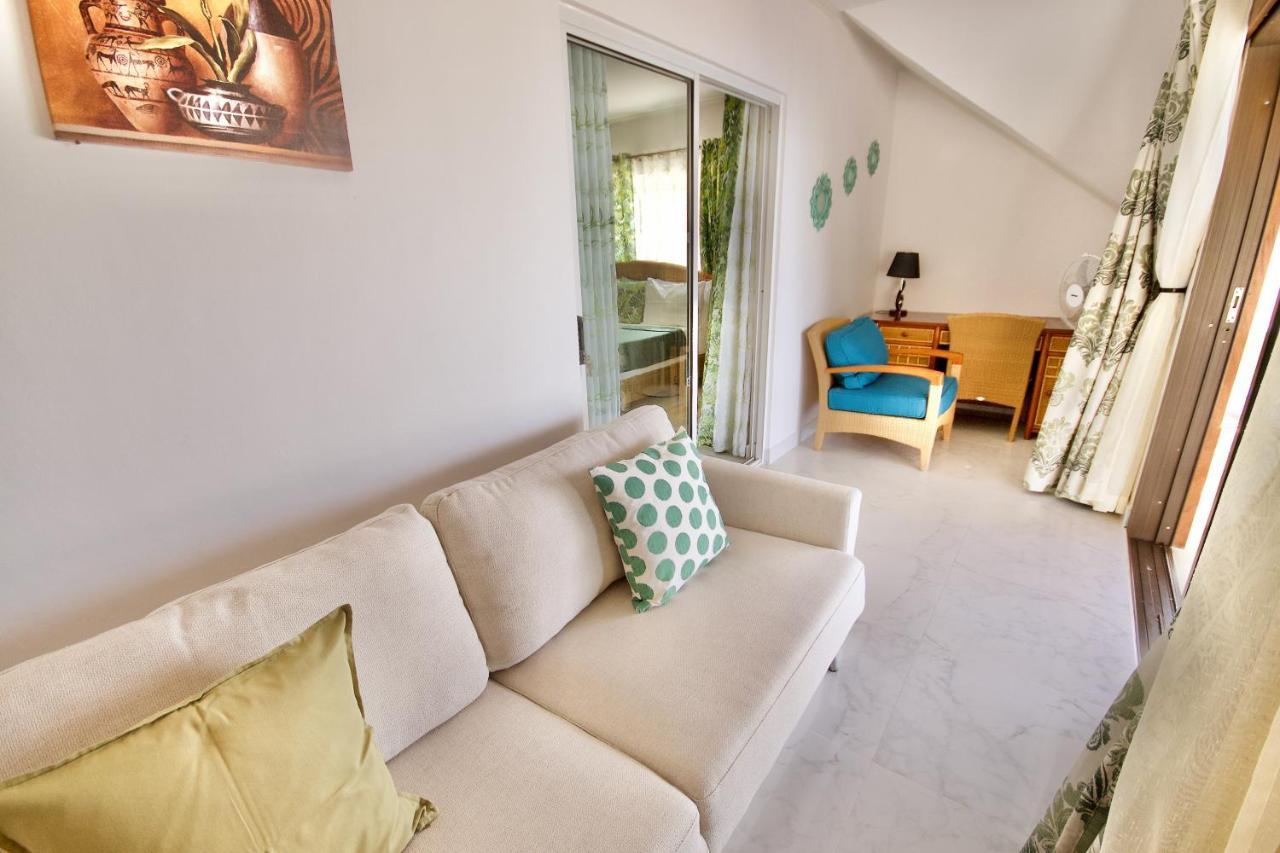 SEA SPLASH SELF CATERING And La Petite Maison Grand Anse  Exterior foto