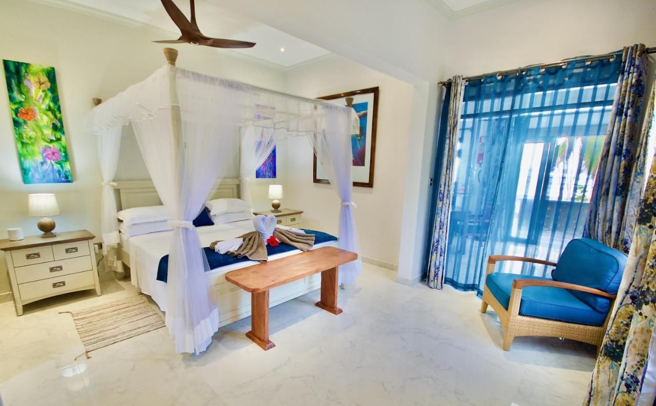 SEA SPLASH SELF CATERING And La Petite Maison Grand Anse  Exterior foto