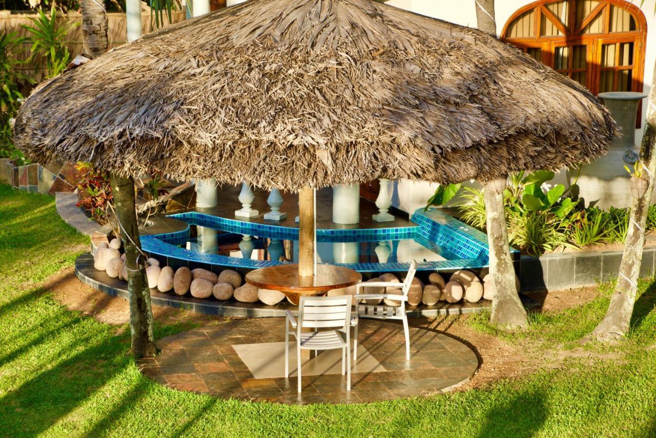 SEA SPLASH SELF CATERING And La Petite Maison Grand Anse  Exterior foto